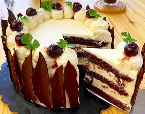 Finished Black Forest Cake recipe Decorated with Chocolate